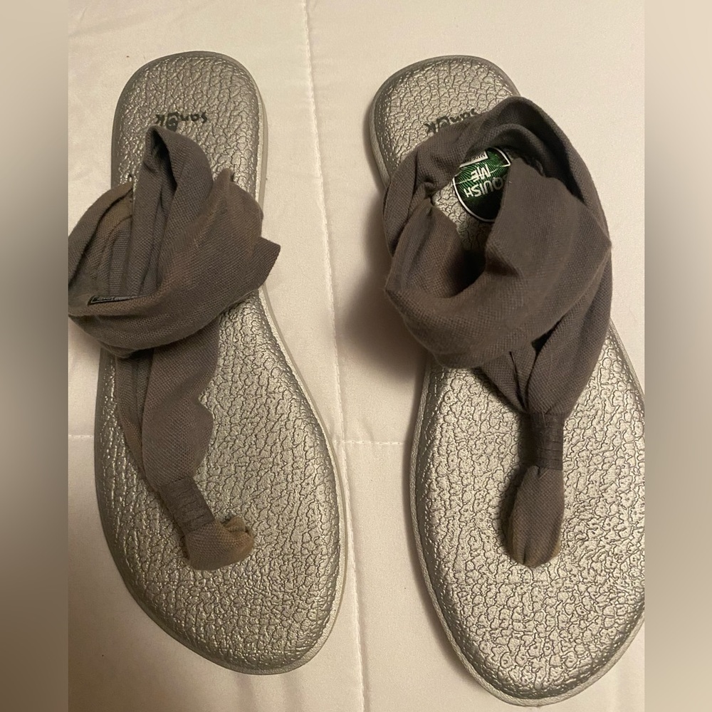 Sanuk Sandal